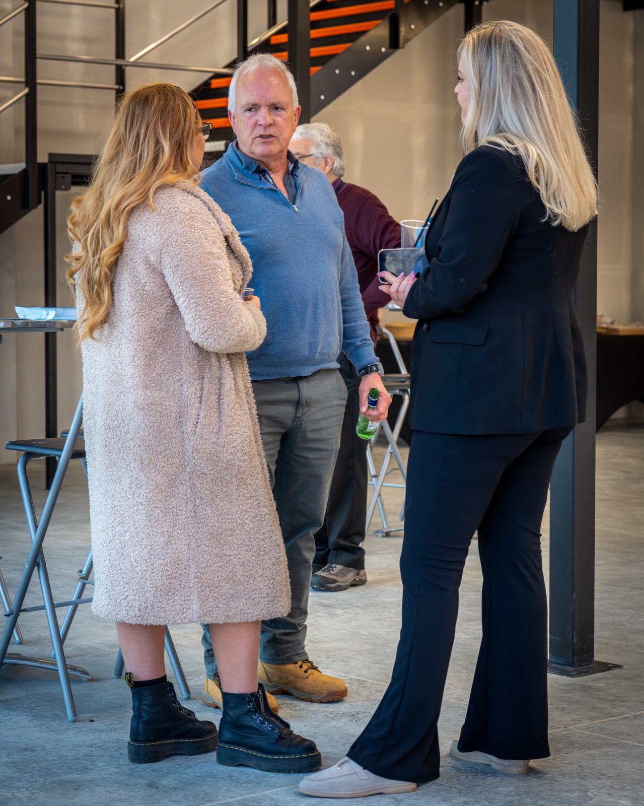 Guests in conversation